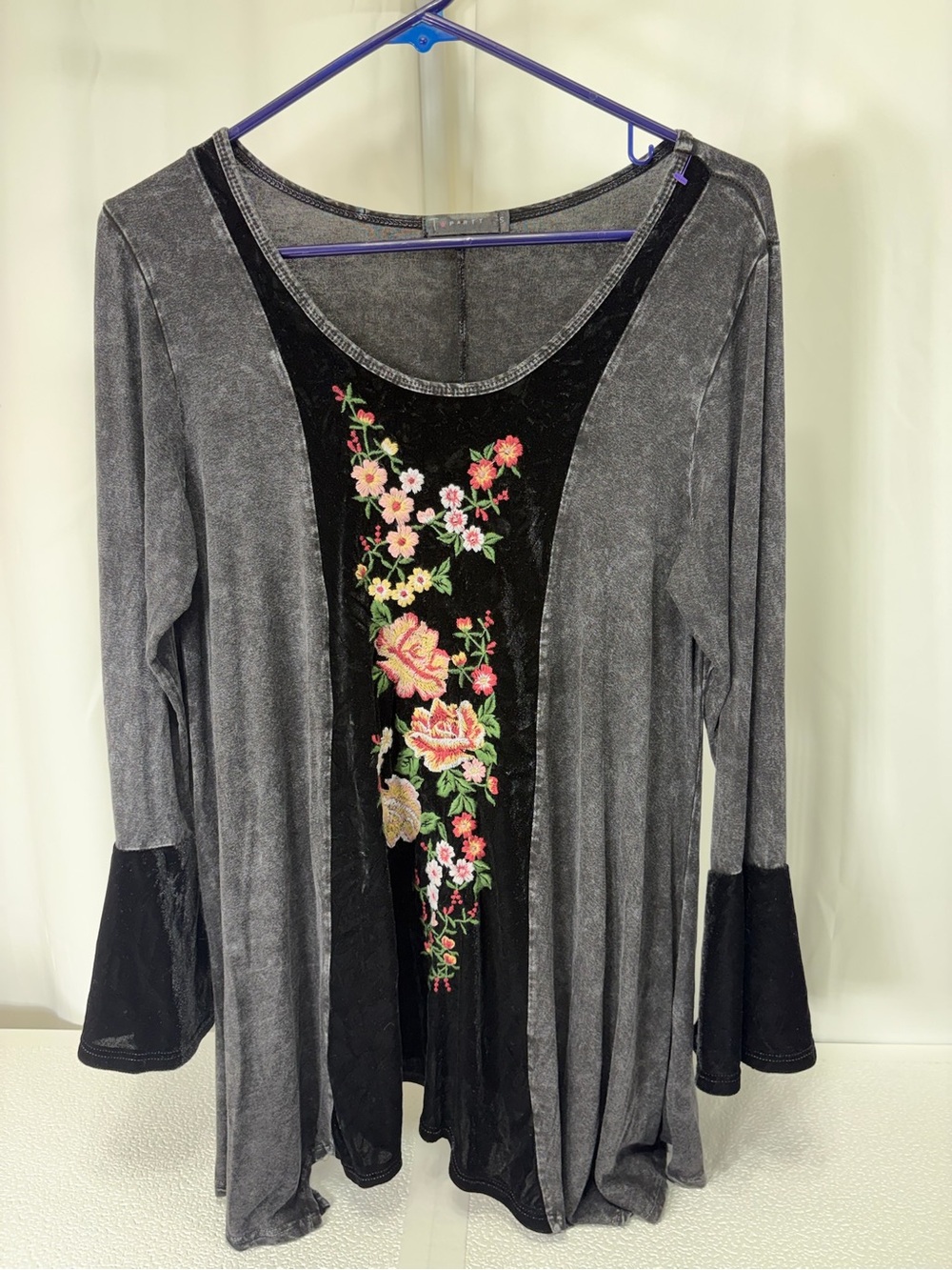 T Party Fashion Gray Tunic with Black Velvet Floral Appliqué 3665
